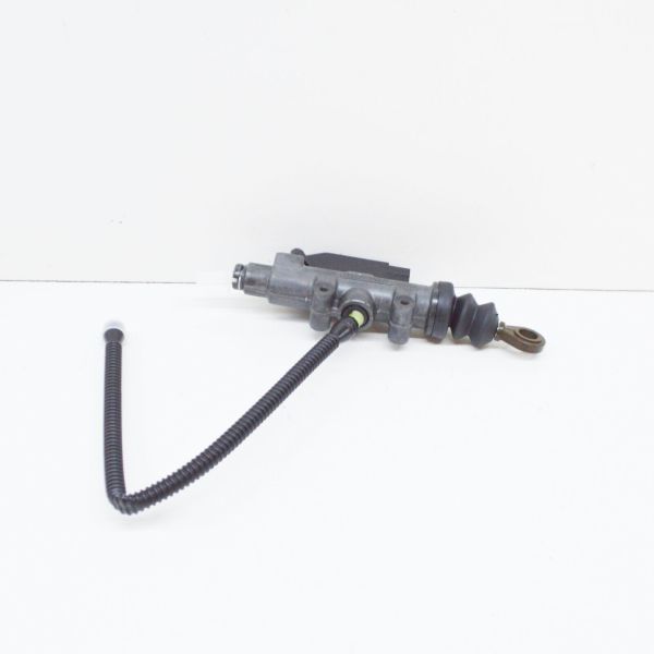 Discovery III L319 Clutch Master Cylinder LHD