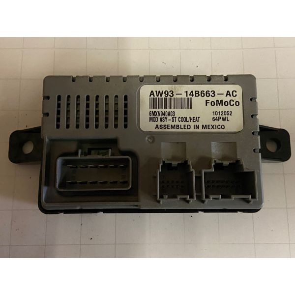 Блок управления кондиционером и отоплением Land Rover AW9314B663AC